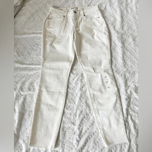 NEW White Beige Distressed Skinny Jeans Size 10 Regular Sonoma Cream Raw Hem